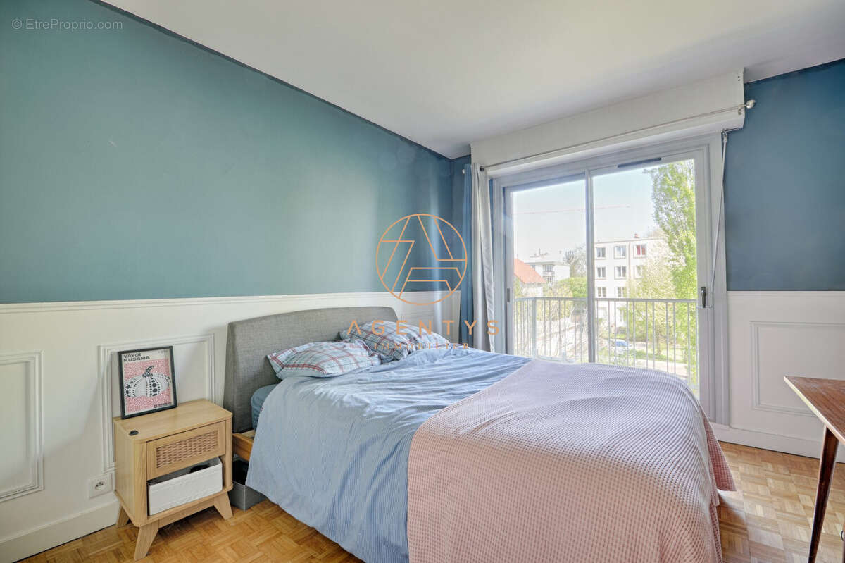 Appartement à SAINT-MAUR-DES-FOSSES