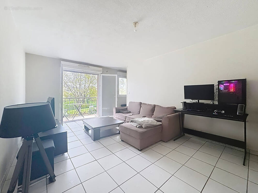 Appartement à YFFINIAC