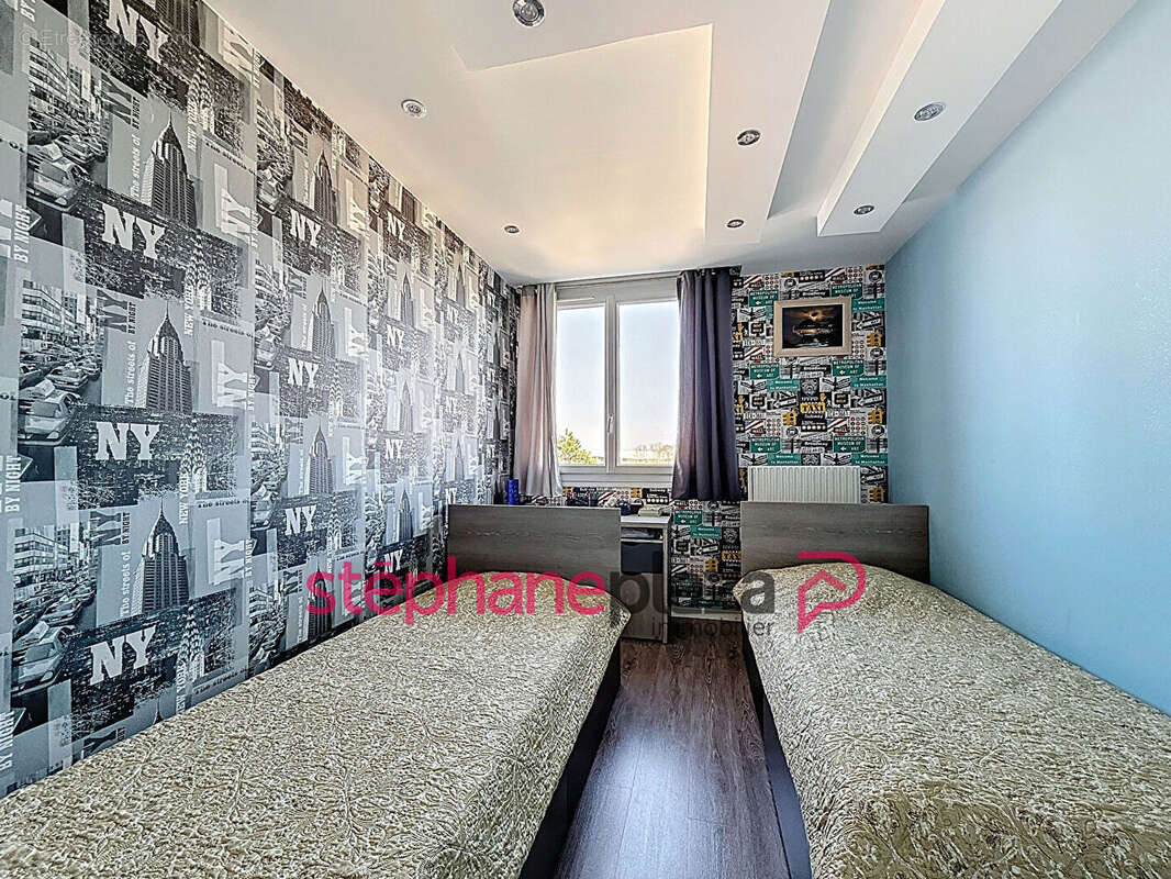 Appartement à DECINES-CHARPIEU