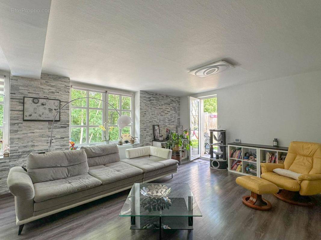 Appartement à MANOM