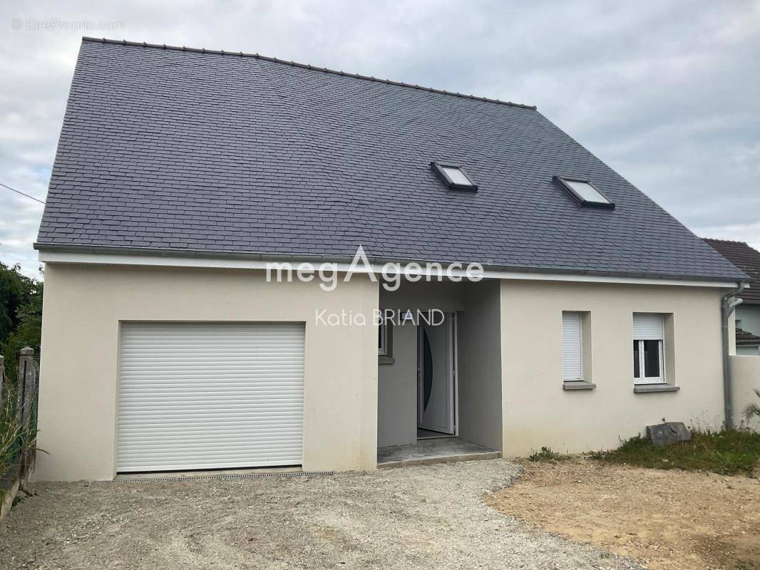 Maison à CHANGE