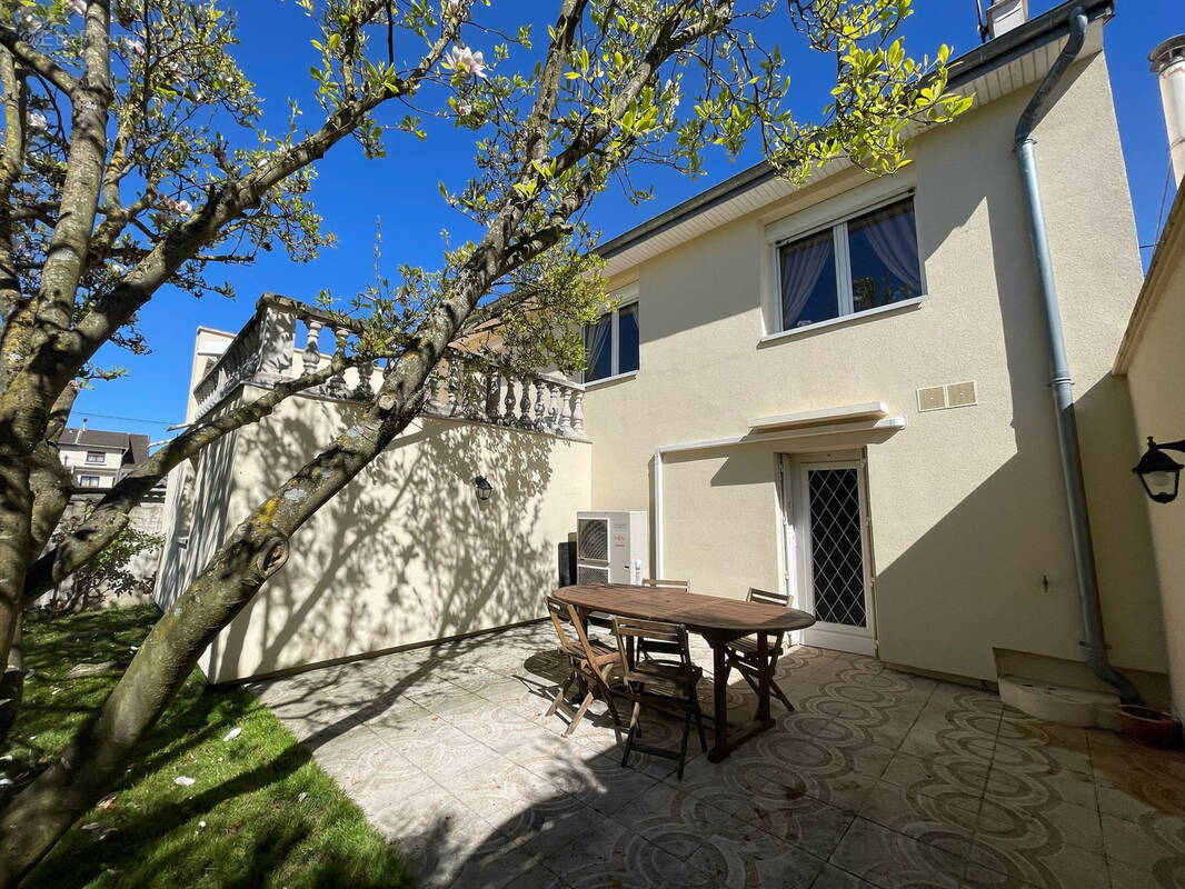 Maison à MITRY-MORY