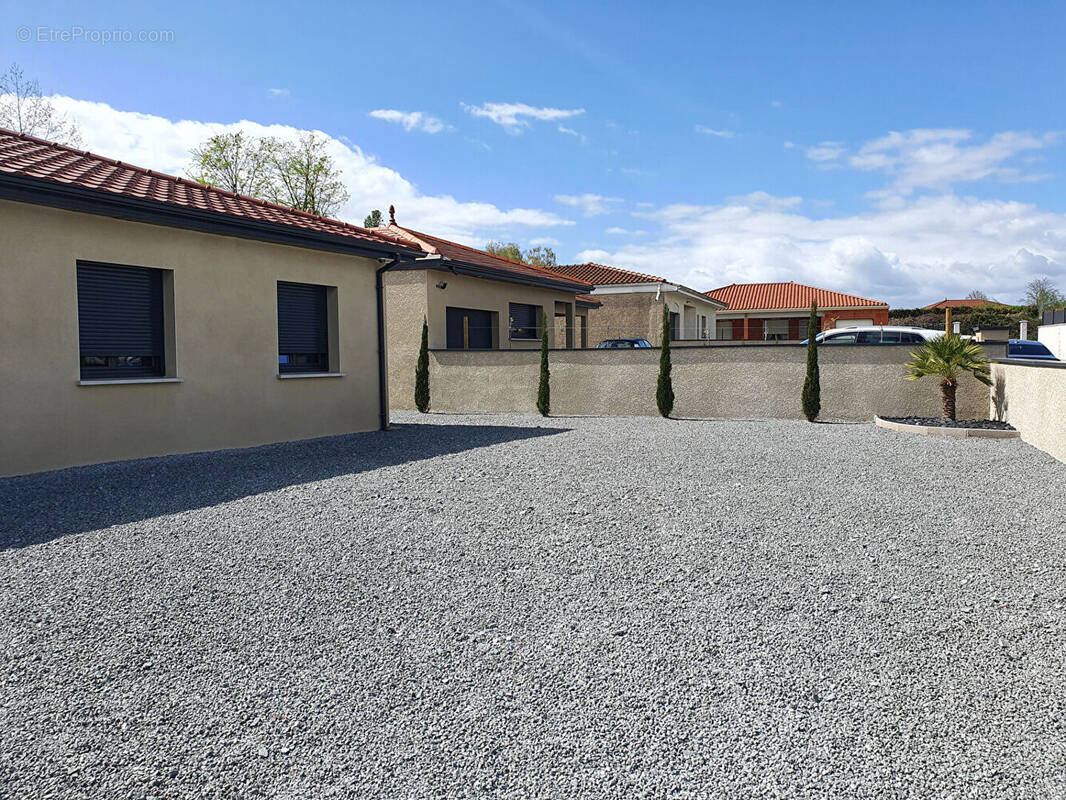 Maison à BRIENNON