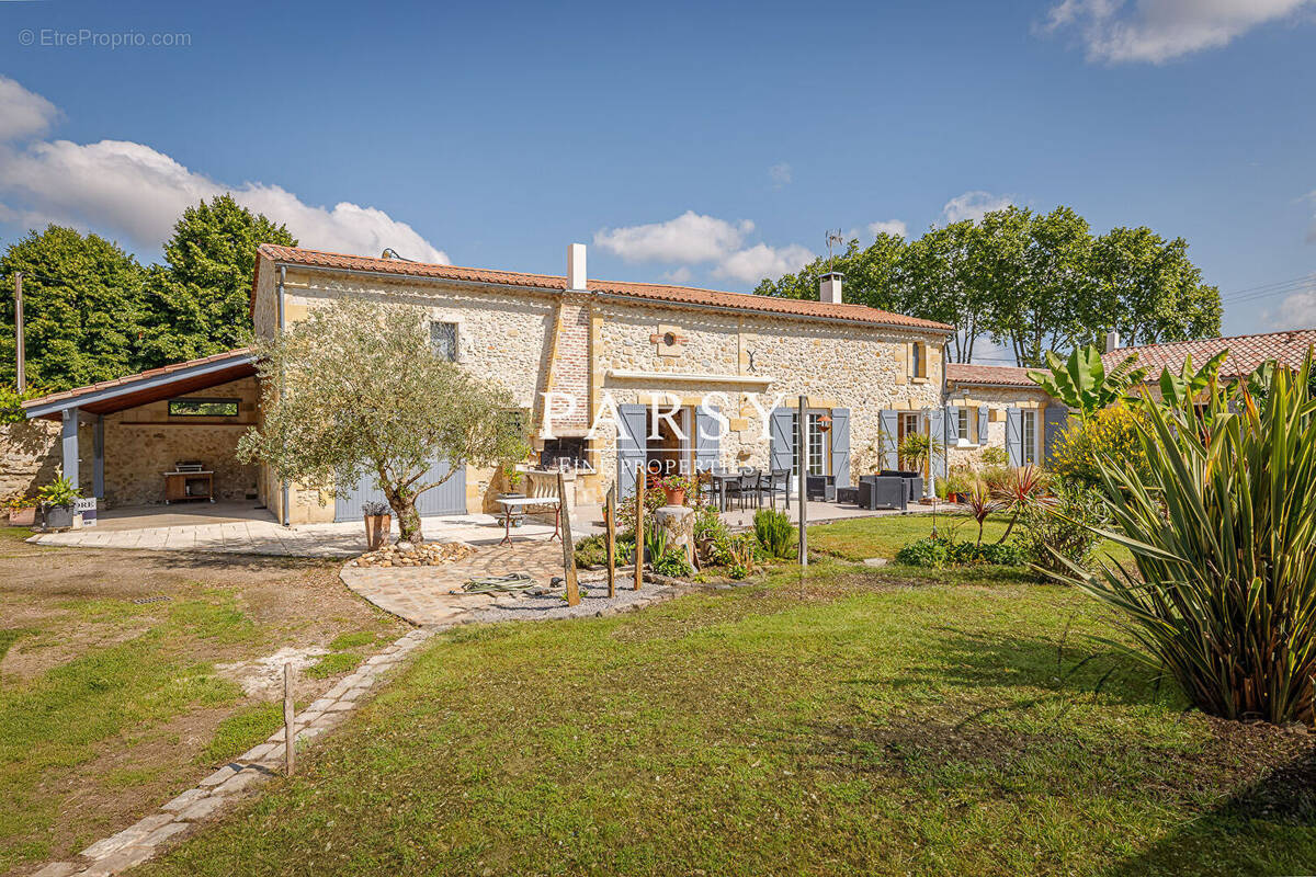 Maison à ARBANATS