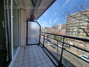Appartement à PARIS-20E