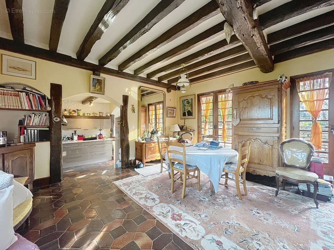 Maison à CHAUMONT-EN-VEXIN