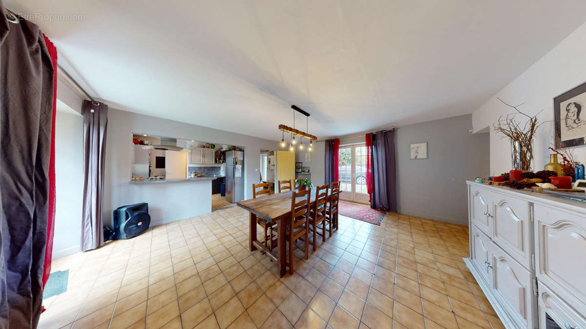 Maison à FORMIGNY