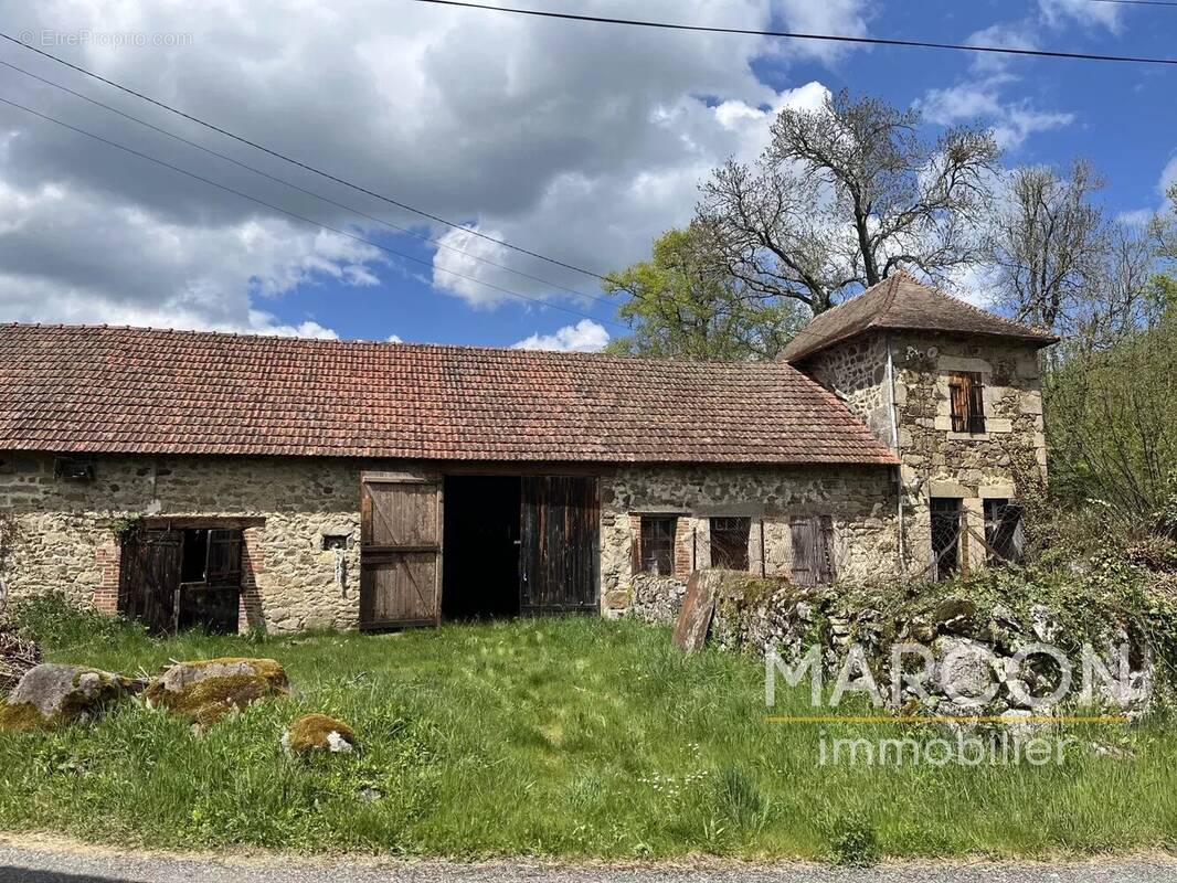 Maison à FELLETIN