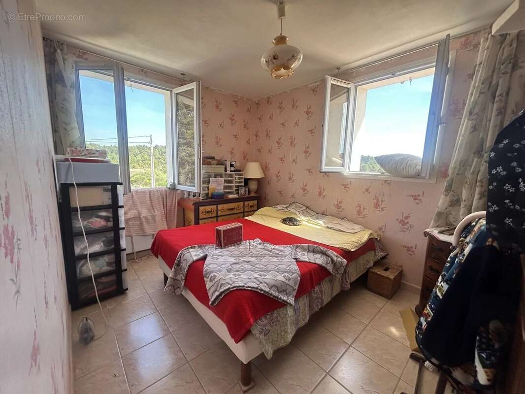 Maison à LORGUES