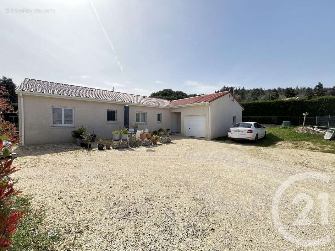 Maison à ROIFFIEUX