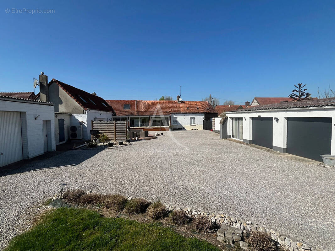 Maison à THEROUANNE