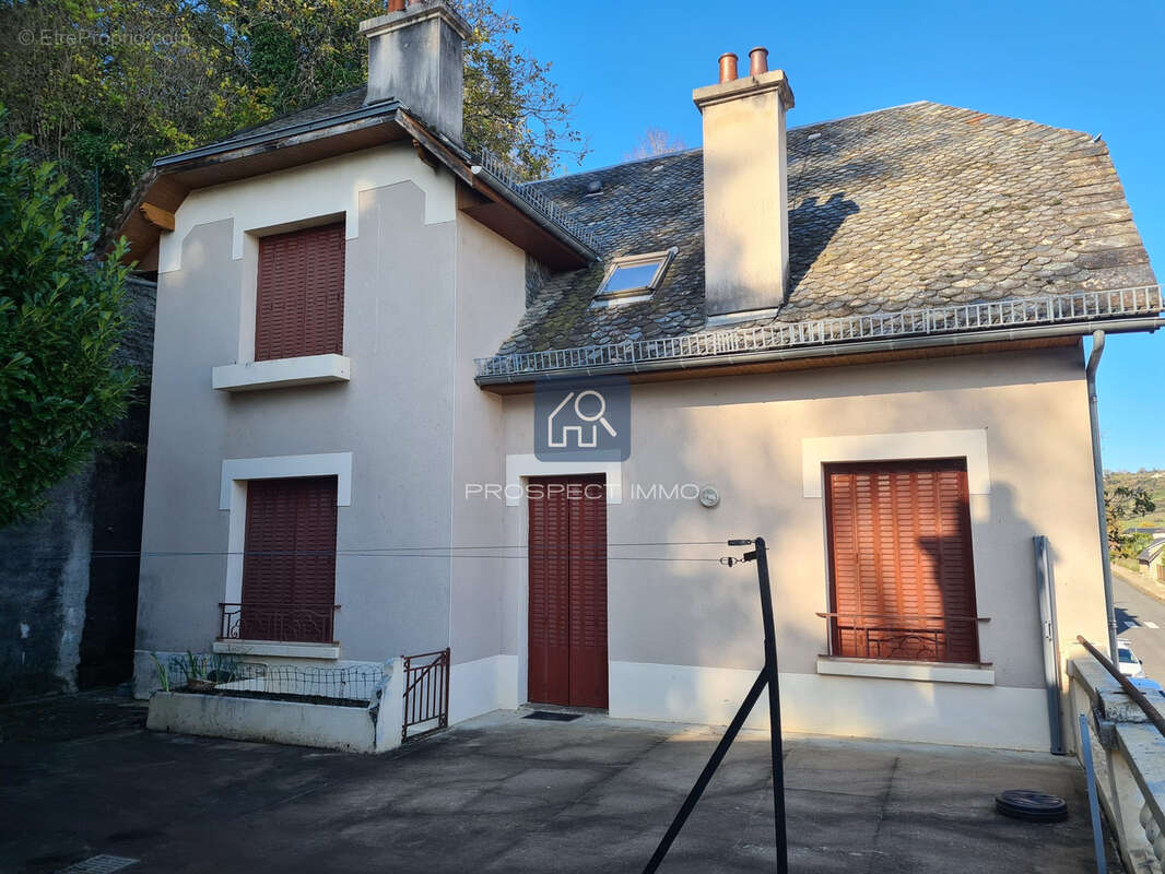 Maison à ESPALION