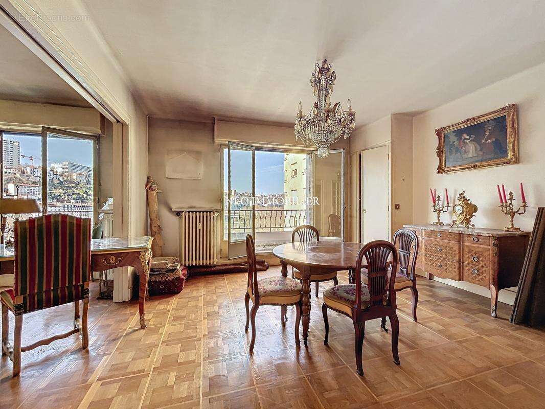 Appartement à LYON-6E