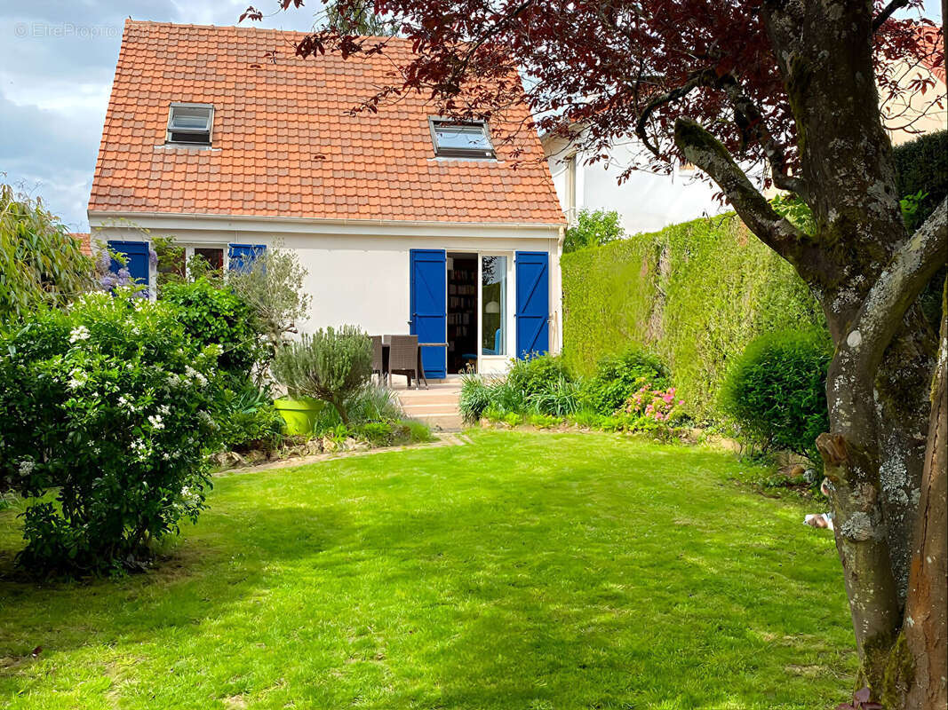Maison à JOUY-EN-JOSAS