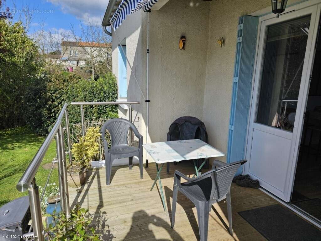 Maison à CIVRAY