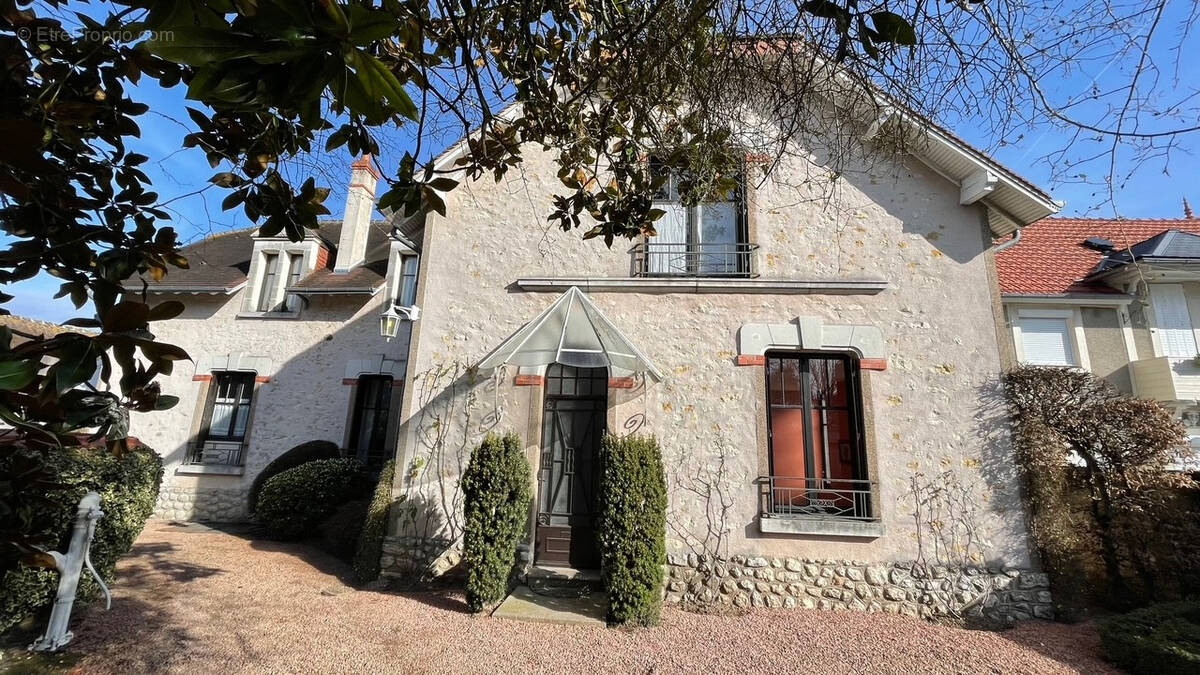 Maison à CHABRIS