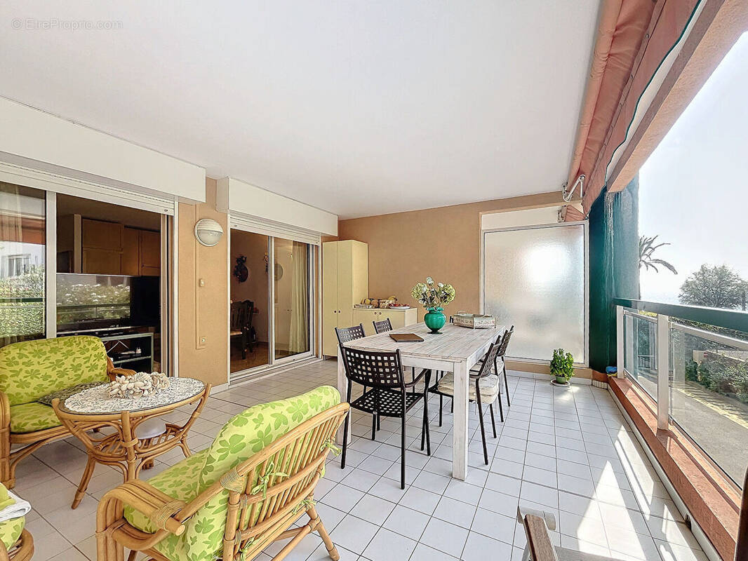 Appartement à ROQUEBRUNE-CAP-MARTIN