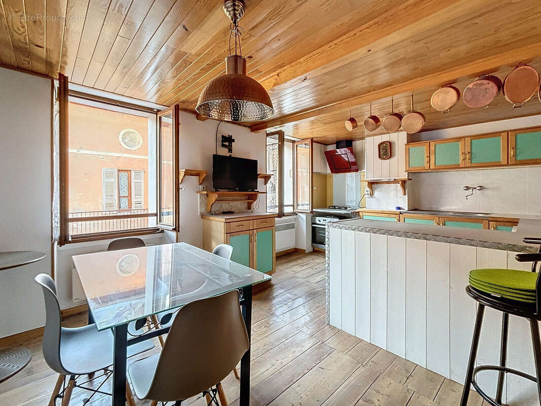 Appartement à JAUSIERS