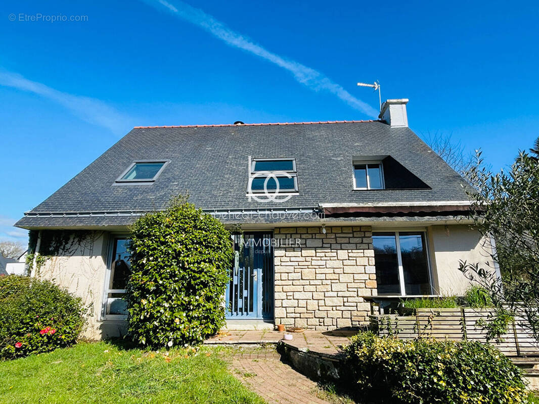 Maison à LE HEZO