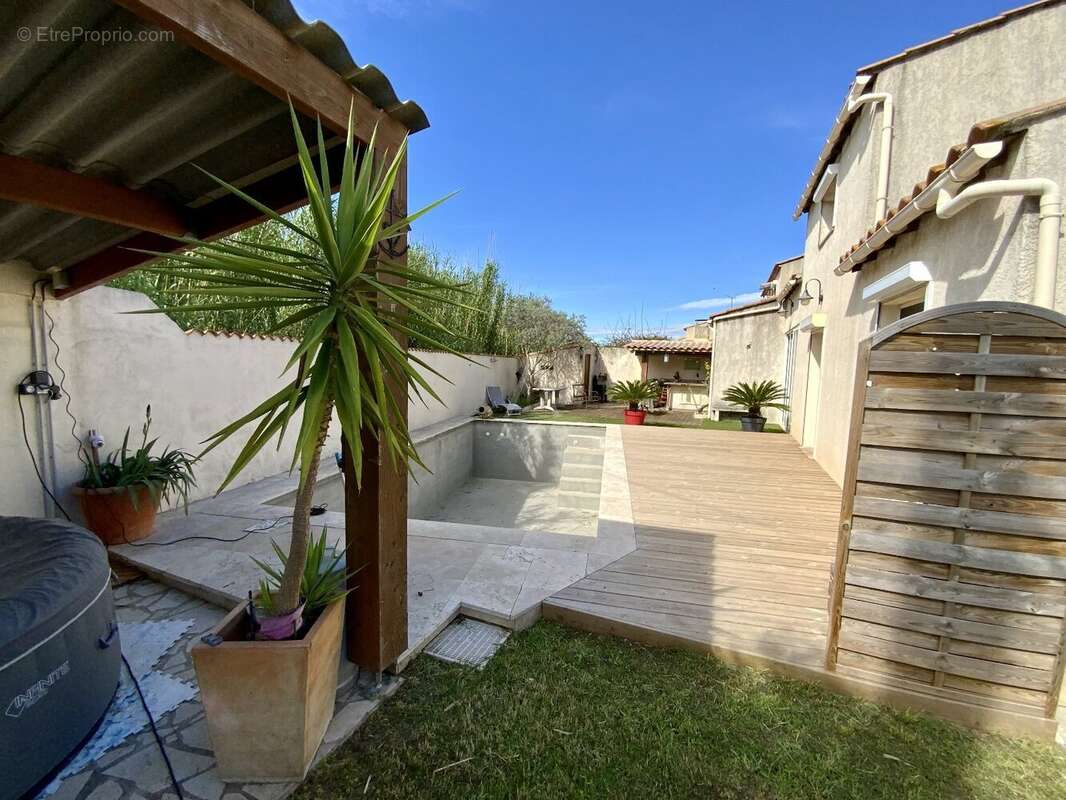 Maison à BEAUCAIRE