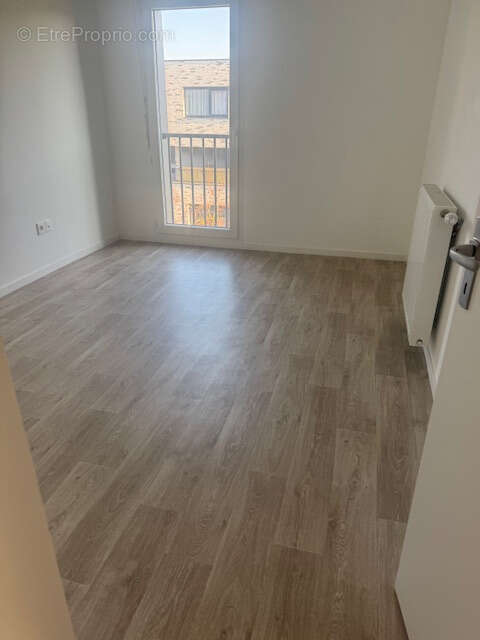 Appartement à BEZANNES