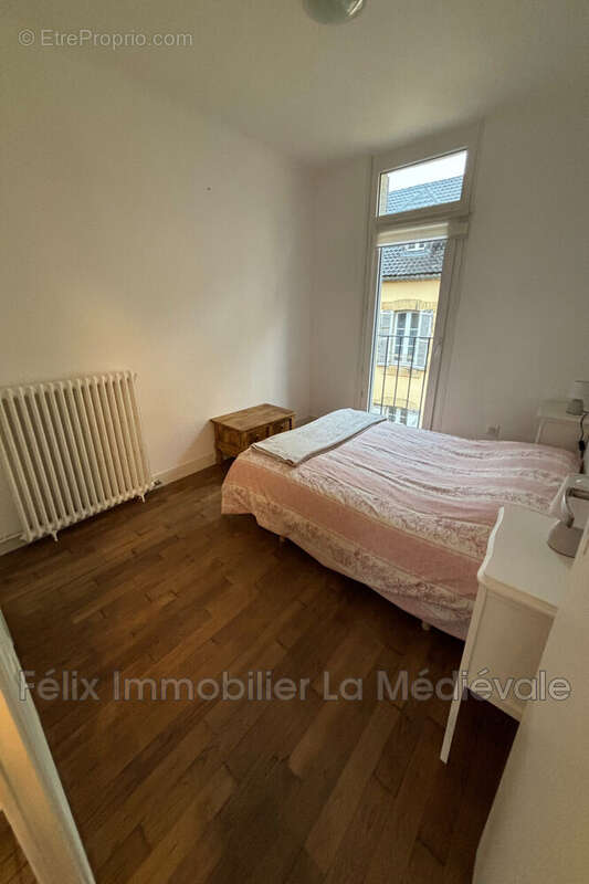 Appartement à SARLAT-LA-CANEDA
