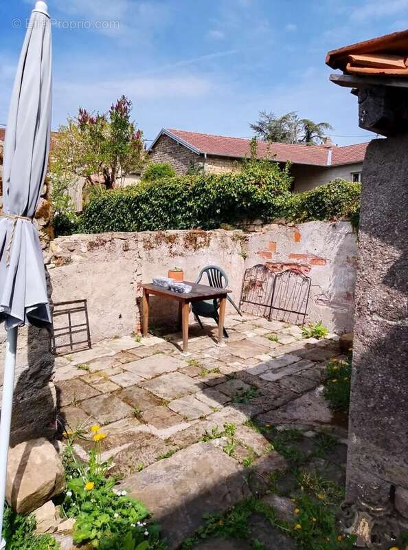 Maison à FRESNES-SUR-APANCE