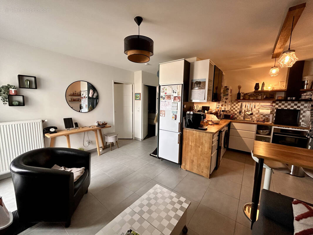 Appartement à MARCY-L&#039;ETOILE