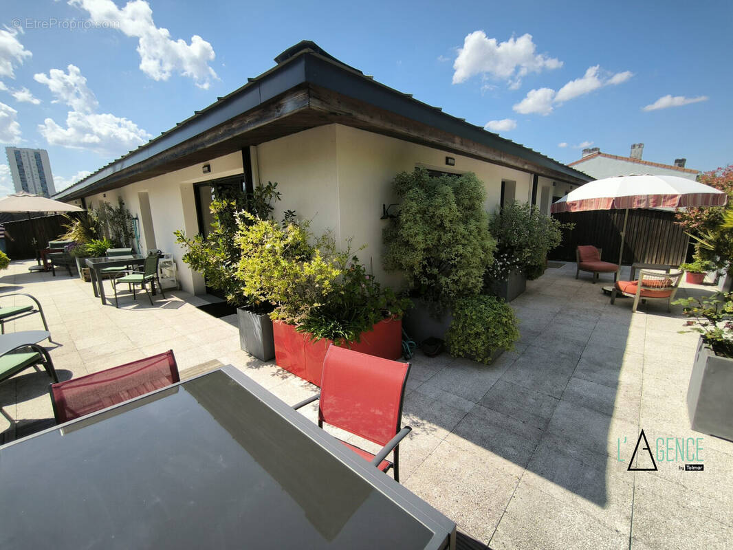Appartement à BORDEAUX