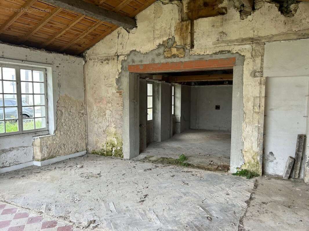 Maison à BLANQUEFORT