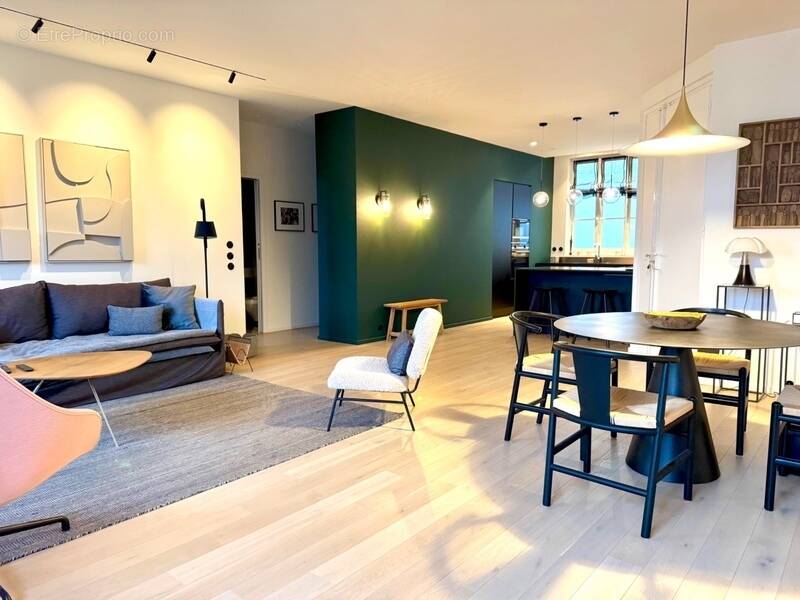 Appartement à AIX-LES-BAINS
