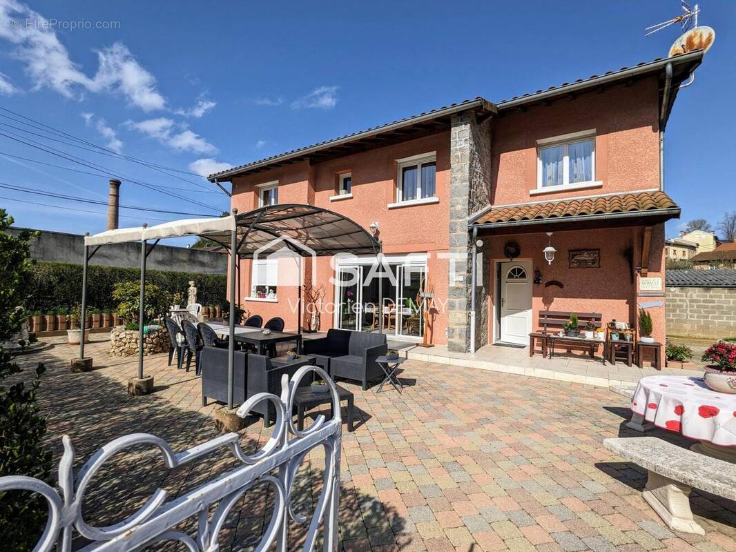 Photo 1 - Maison à AMPLEPUIS