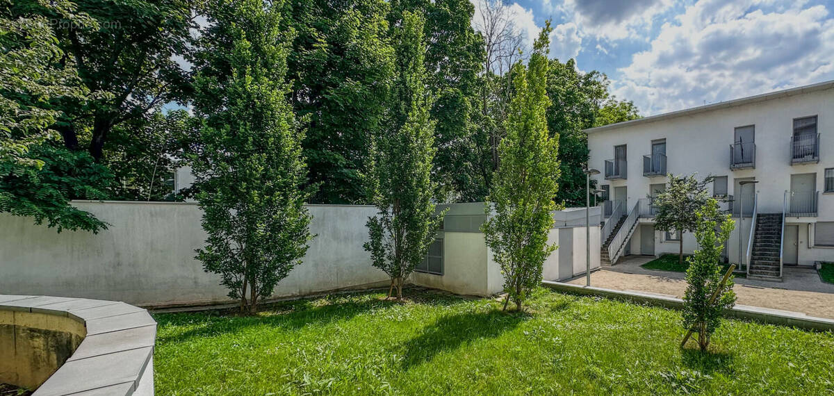 Appartement à LA COURNEUVE