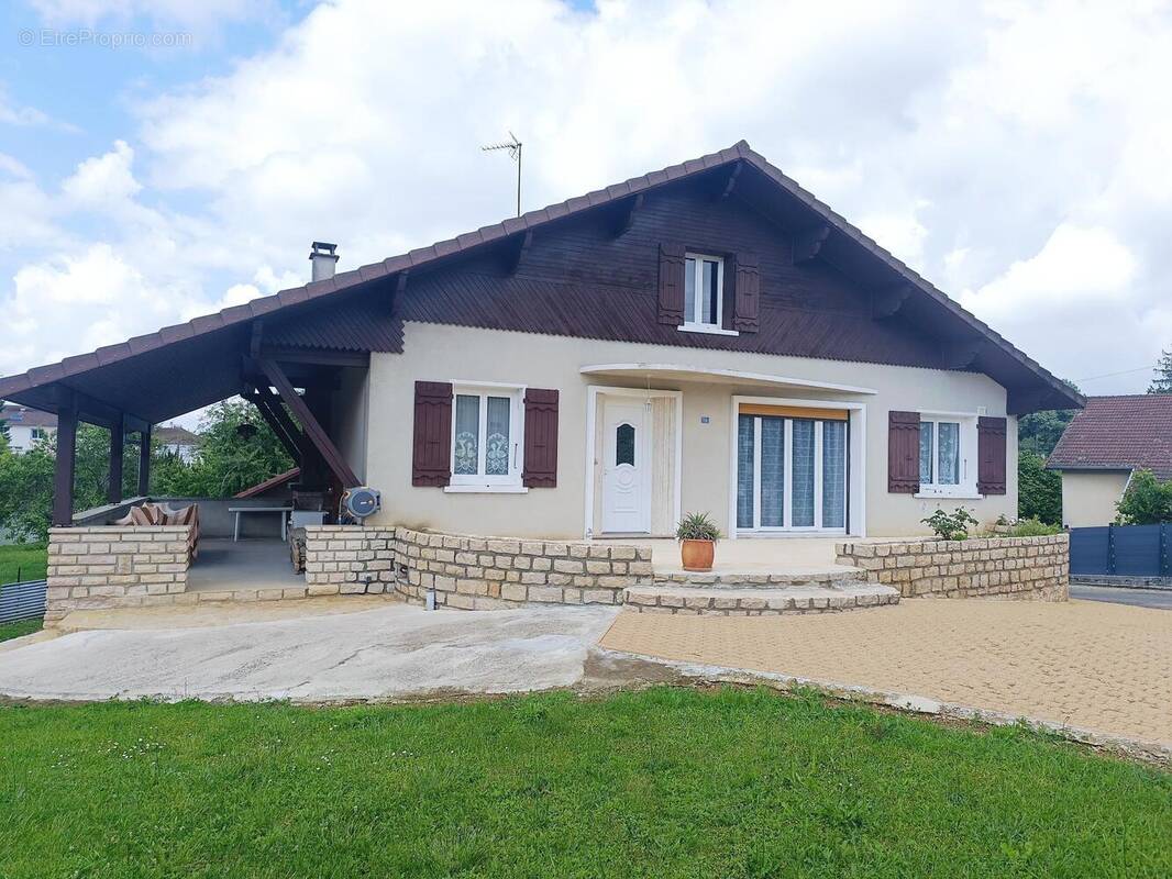 Photo 1 - Maison à SAINT-AMOUR