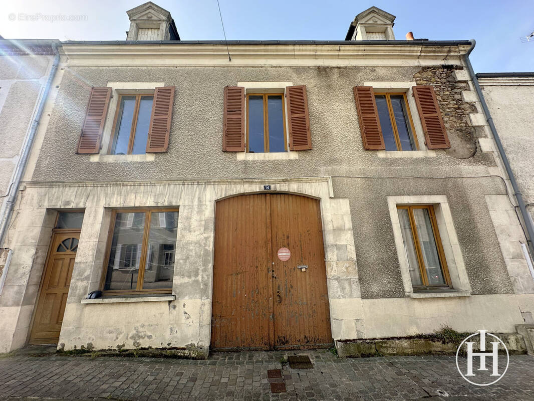 Maison à CHATEAUMEILLANT