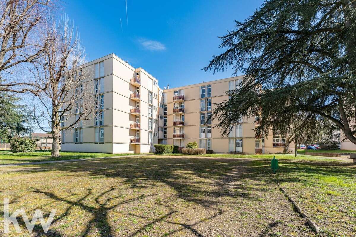 Appartement à LYON-9E