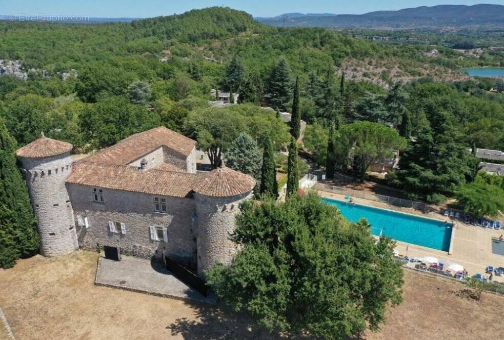 Appartement à BERRIAS-ET-CASTELJAU