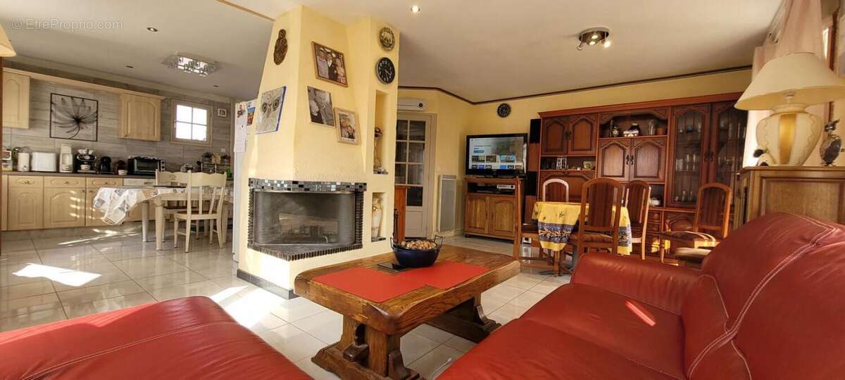Maison à SAINT-MARS-DU-DESERT