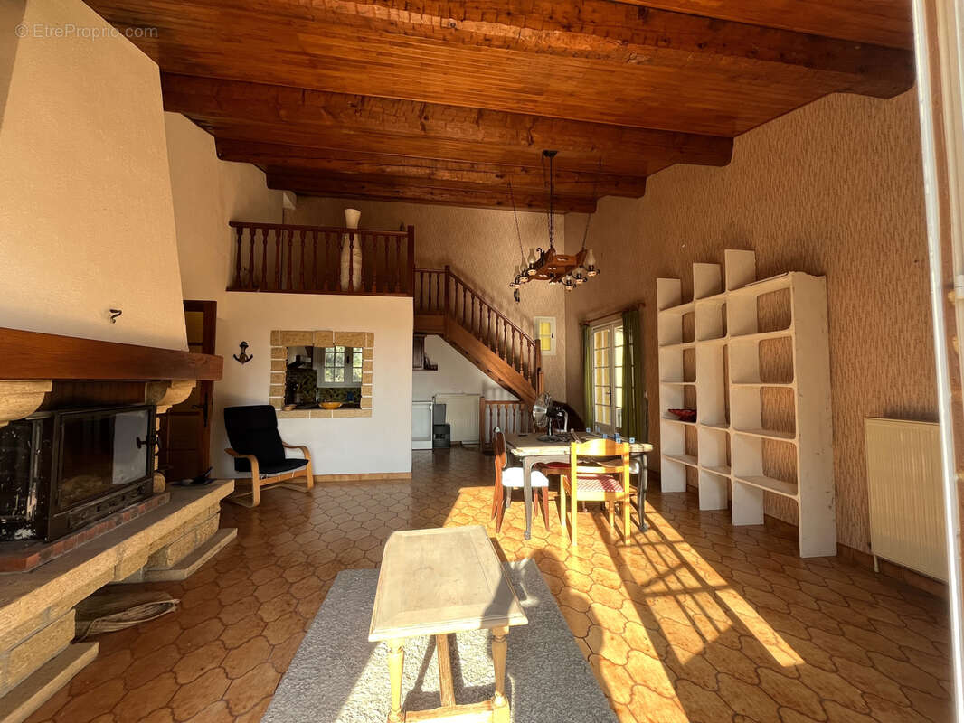 Maison à BRUE-AURIAC