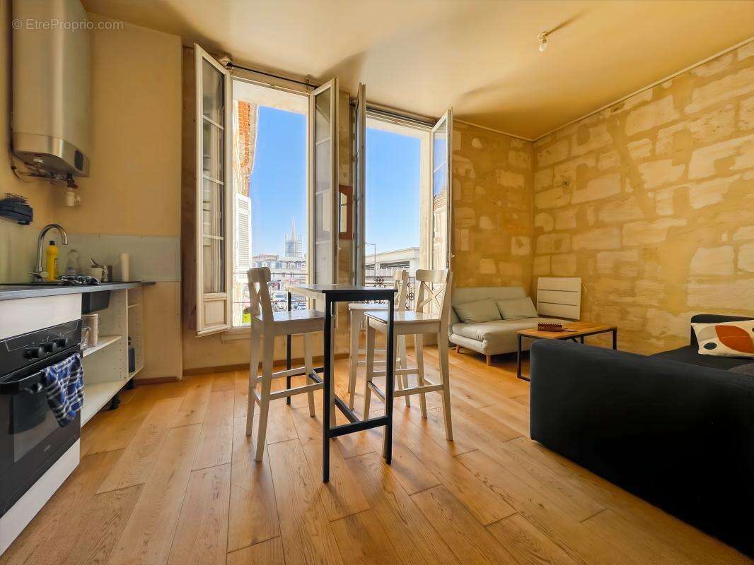 Appartement à BORDEAUX