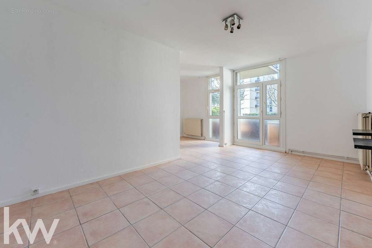 Appartement à LYON-9E