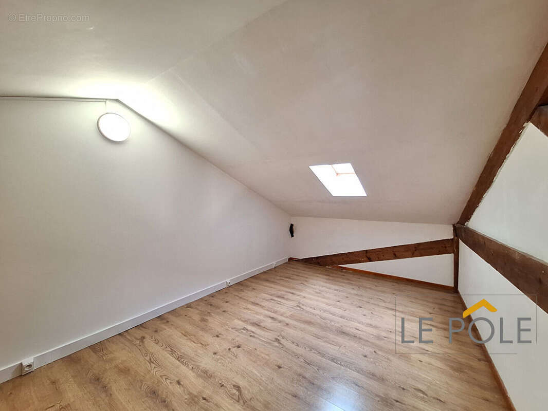 Appartement à BOLLENE