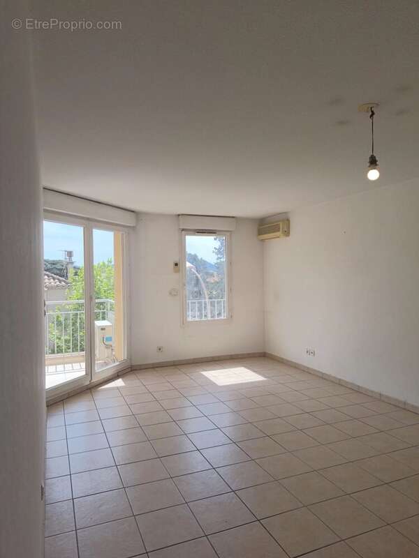 Appartement à SANARY-SUR-MER