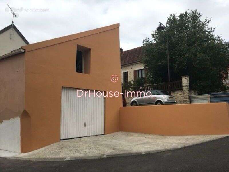 Maison à POMMEUSE