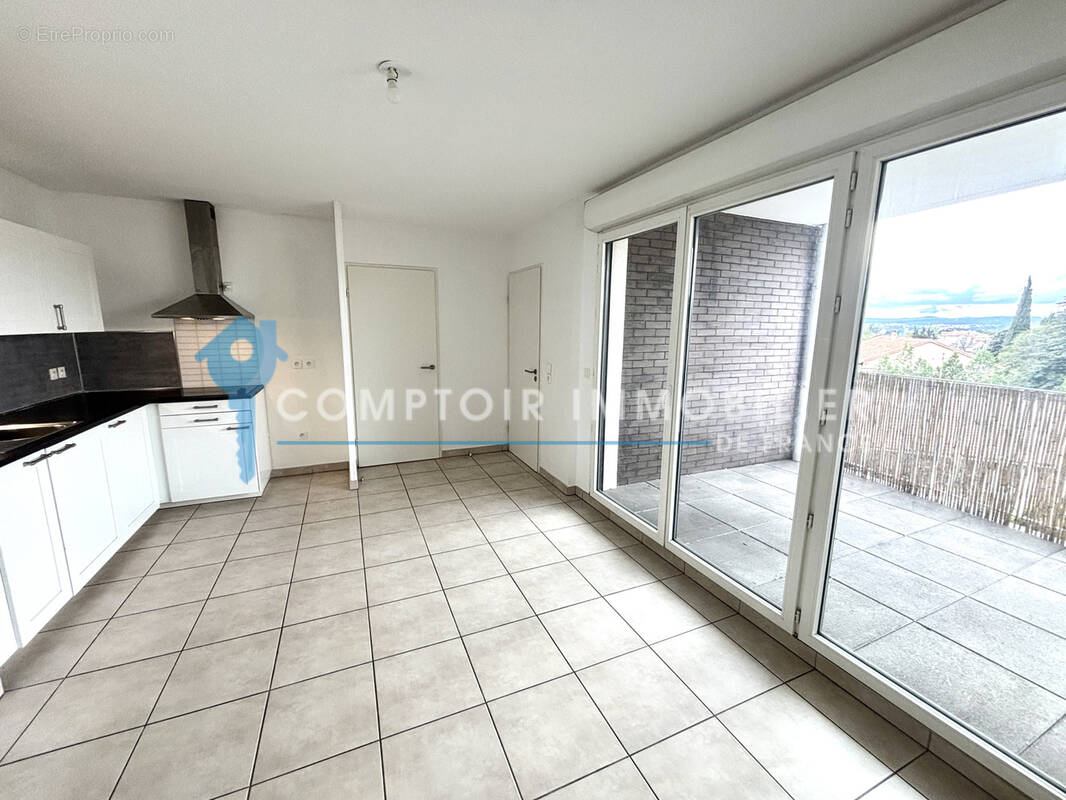 Appartement à SAINT-JEAN-DE-VEDAS