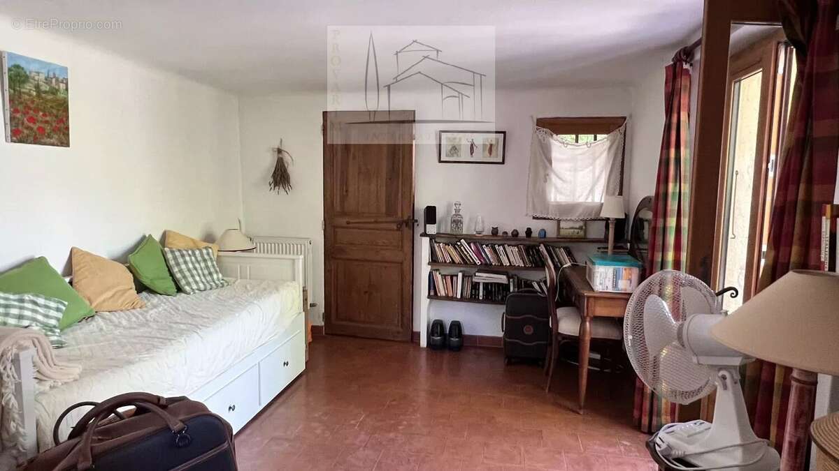 Maison à FAYENCE