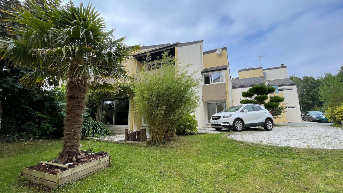 Maison à COMBRIT