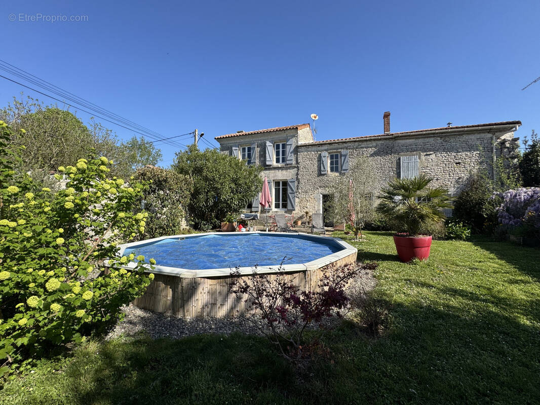 Maison à COURBILLAC