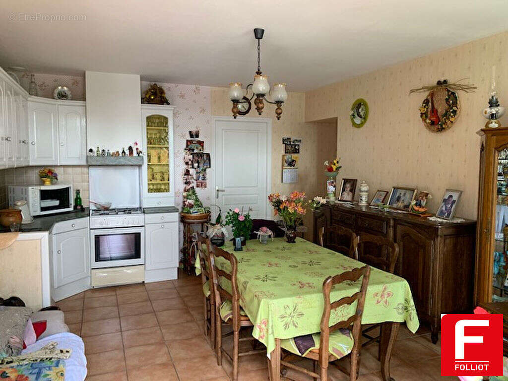 Appartement à SOURDEVAL