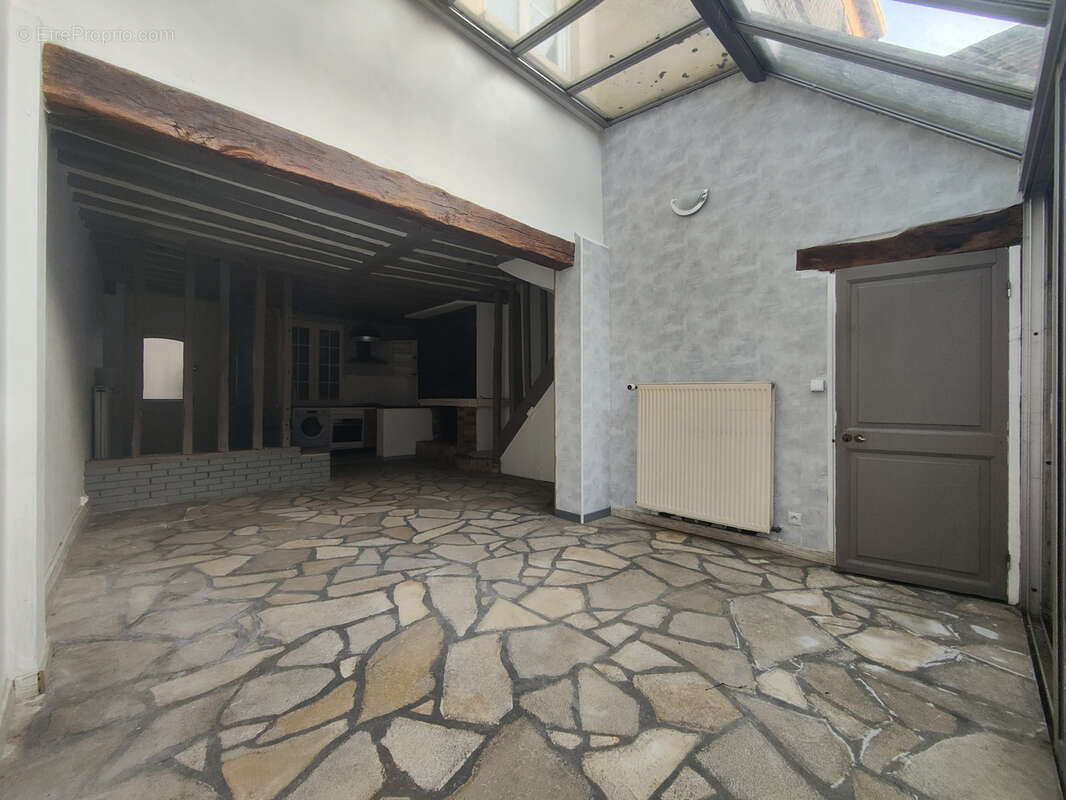 Maison à BEAUVAIS